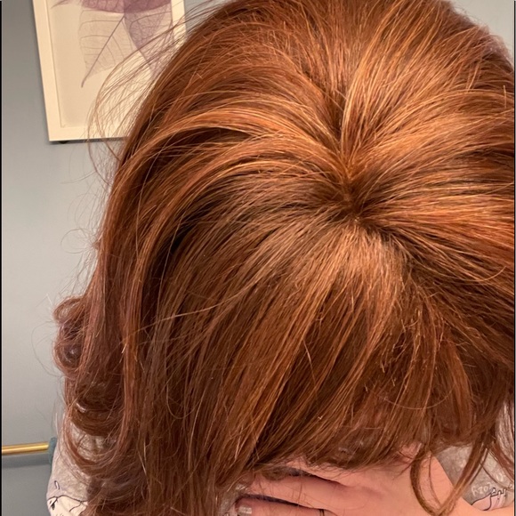 Tressalure Wig in dark auburn/chestnut - Picture 4 of 16